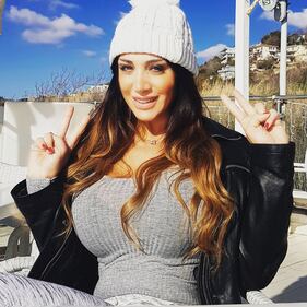 Marika Fruscio, scollatura da brivido 9