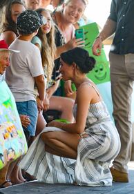 Meghan Markle affascinante in spiaggia 5