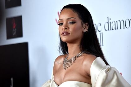 Rihanna, top trasparente su Instagram 29