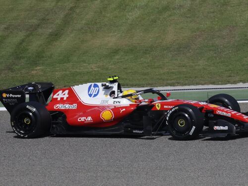 F1, Verstappen e Norris avanti nei test in Bahrain: bene Leclerc con la Ferrari