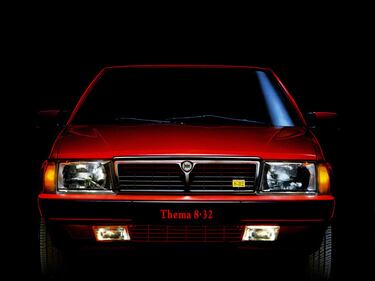 Lancia Thema, guarda la gallery 41