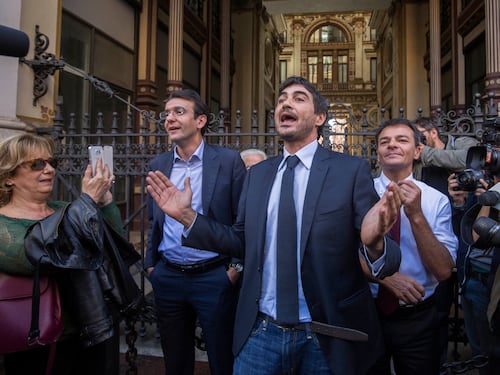 Fratoianni attacca Salvini: "Potrà farsi un selfie nel Mediterraneo"