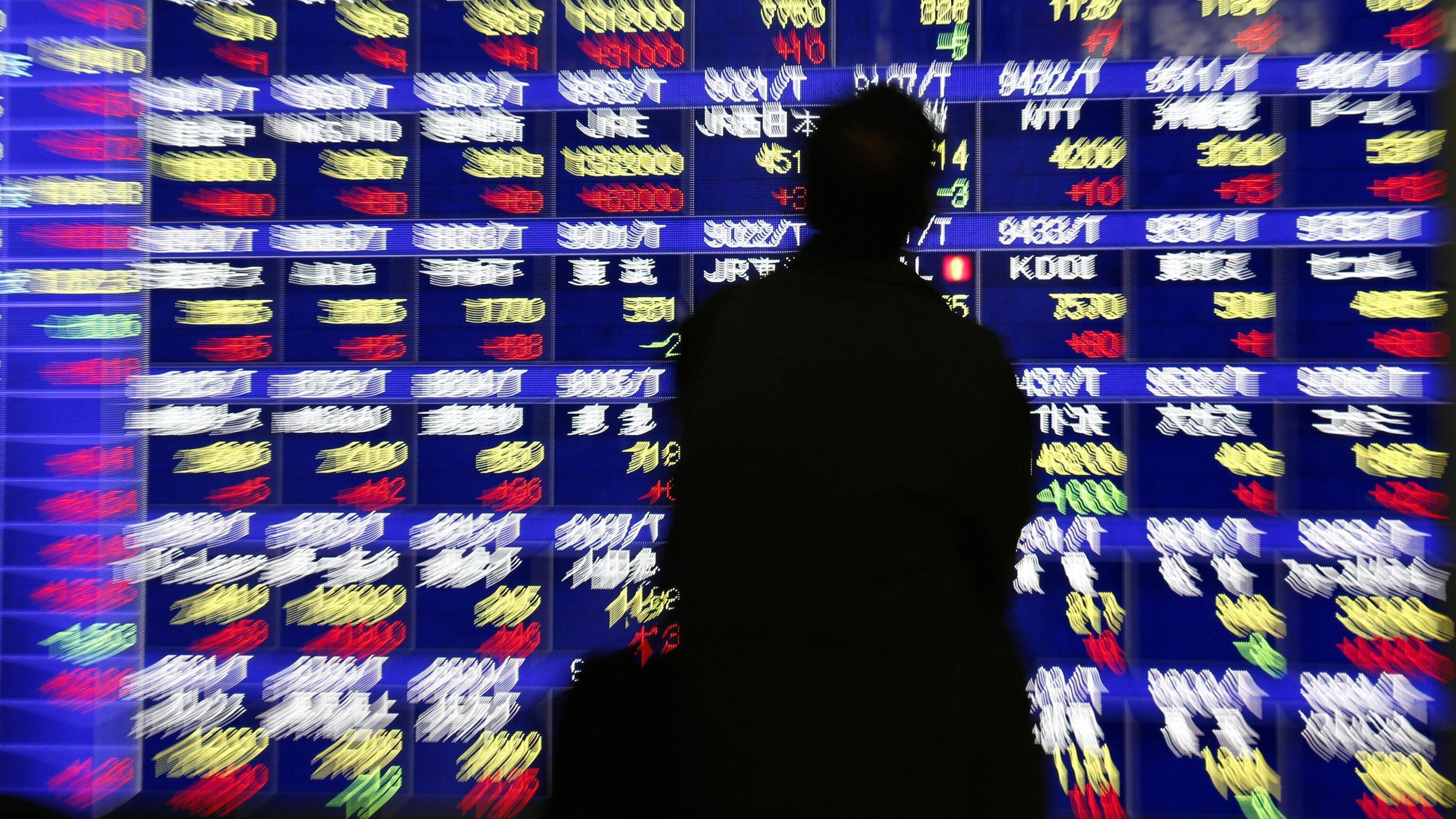 Tempesta sulle banche: la Borsa finisce al tappeto