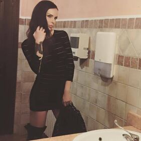 Nina Moric, le foto più sexy 30