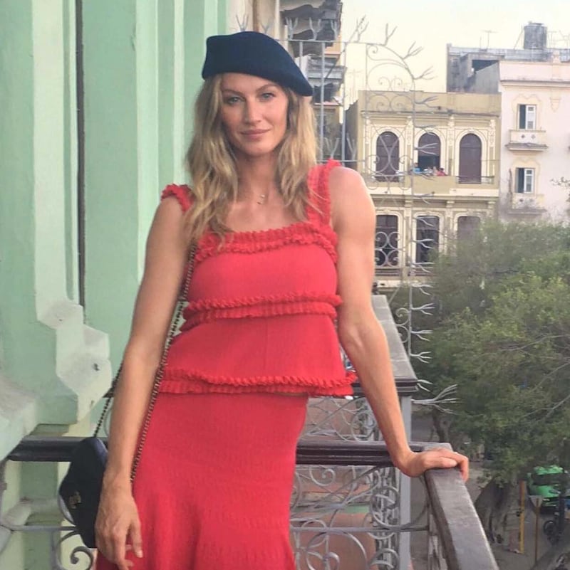 Gisele Bündchen: mamma, donna e modella su Instagram 13
