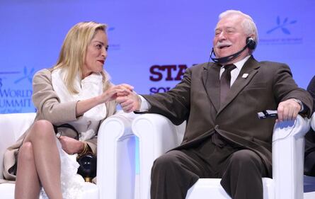 Sharon Stone, seno in vista sul red carpet 25