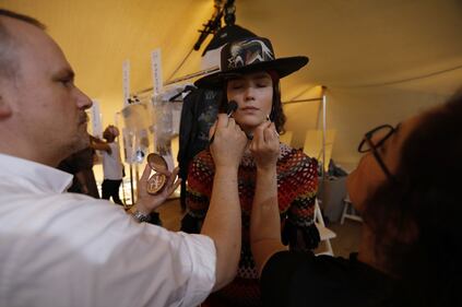 Dior Cruise 2018: la sfilata nel deserto 4