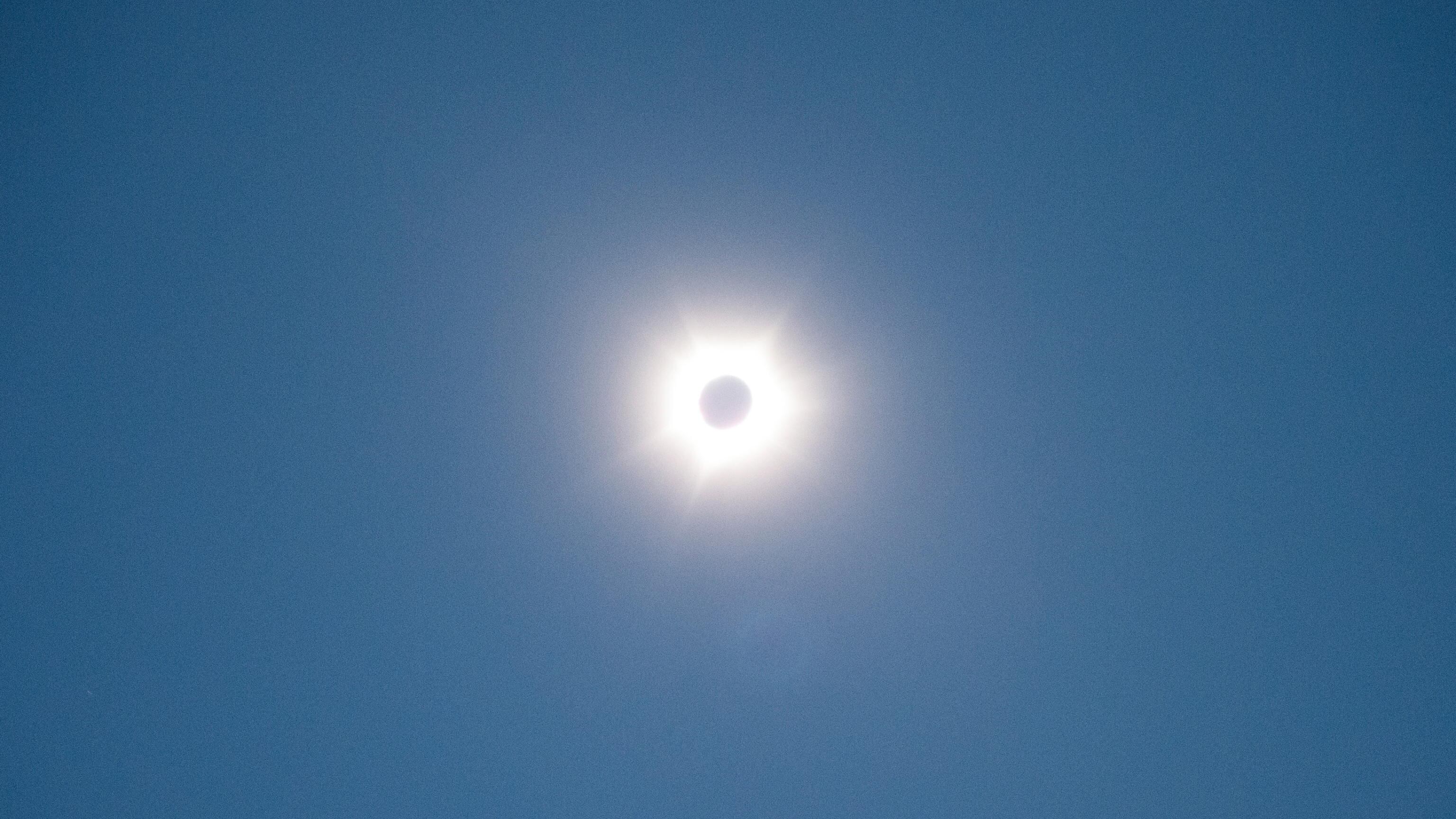 Arriva la “Tripla Eclissi”: in agenda tre spettacolari appuntamenti col Sole