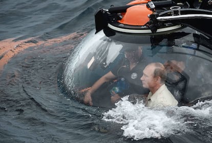 Putin, missione nel Mar Nero con mini sommergibile 2
