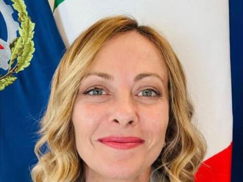 Il gioco delle tre carte sui numeri spia di un'opposizione perdente