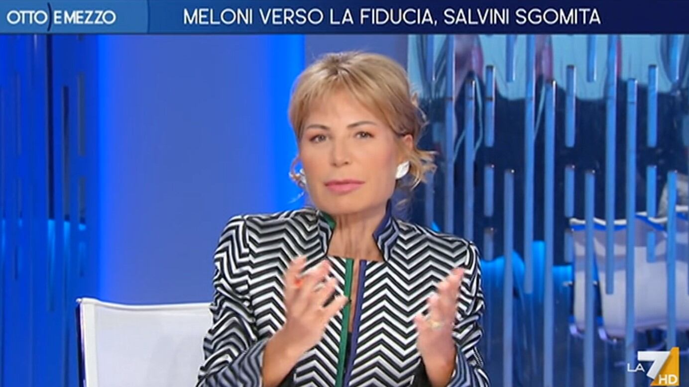 "Noi la chiameremo così". Il disco rotto della Gruber sulla Meloni