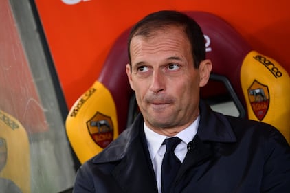 Allegri dice addio alla Juventus: gli scatti dell'ormai ex allenatore bianconero 5