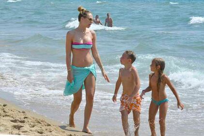 Ilary Blasi sexy conduttrice del Grande Fratello Vip 4