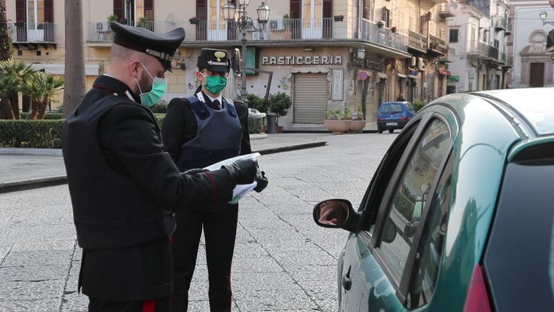 Controlli a tappeto, come si combattono contagio e furbetti 10