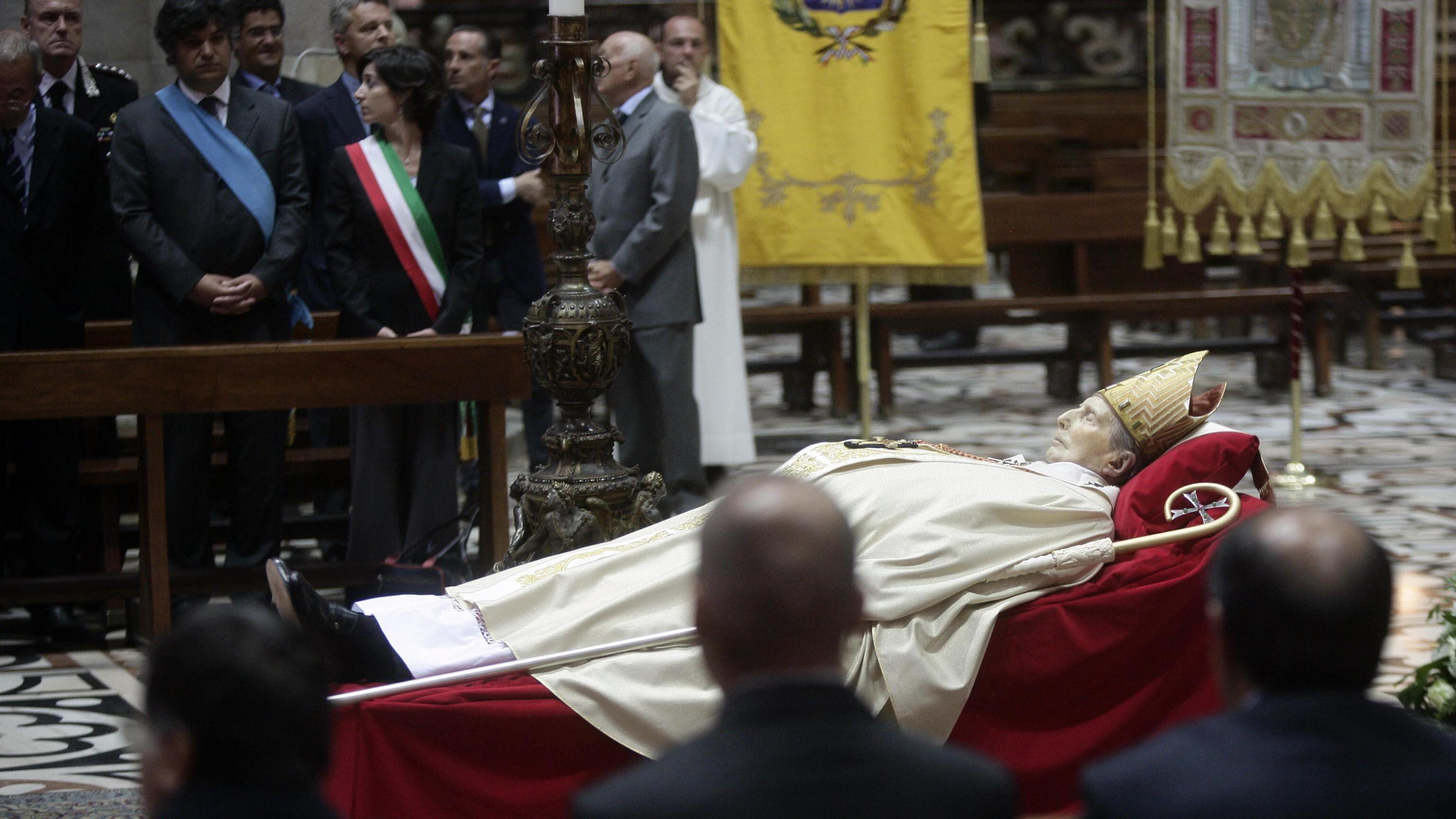 L'ultimo addio a Martini Al Duomo di Milano una folla di 100mila persone