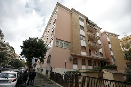 Il palazzo dove abita l'ex ministro Trenta 4