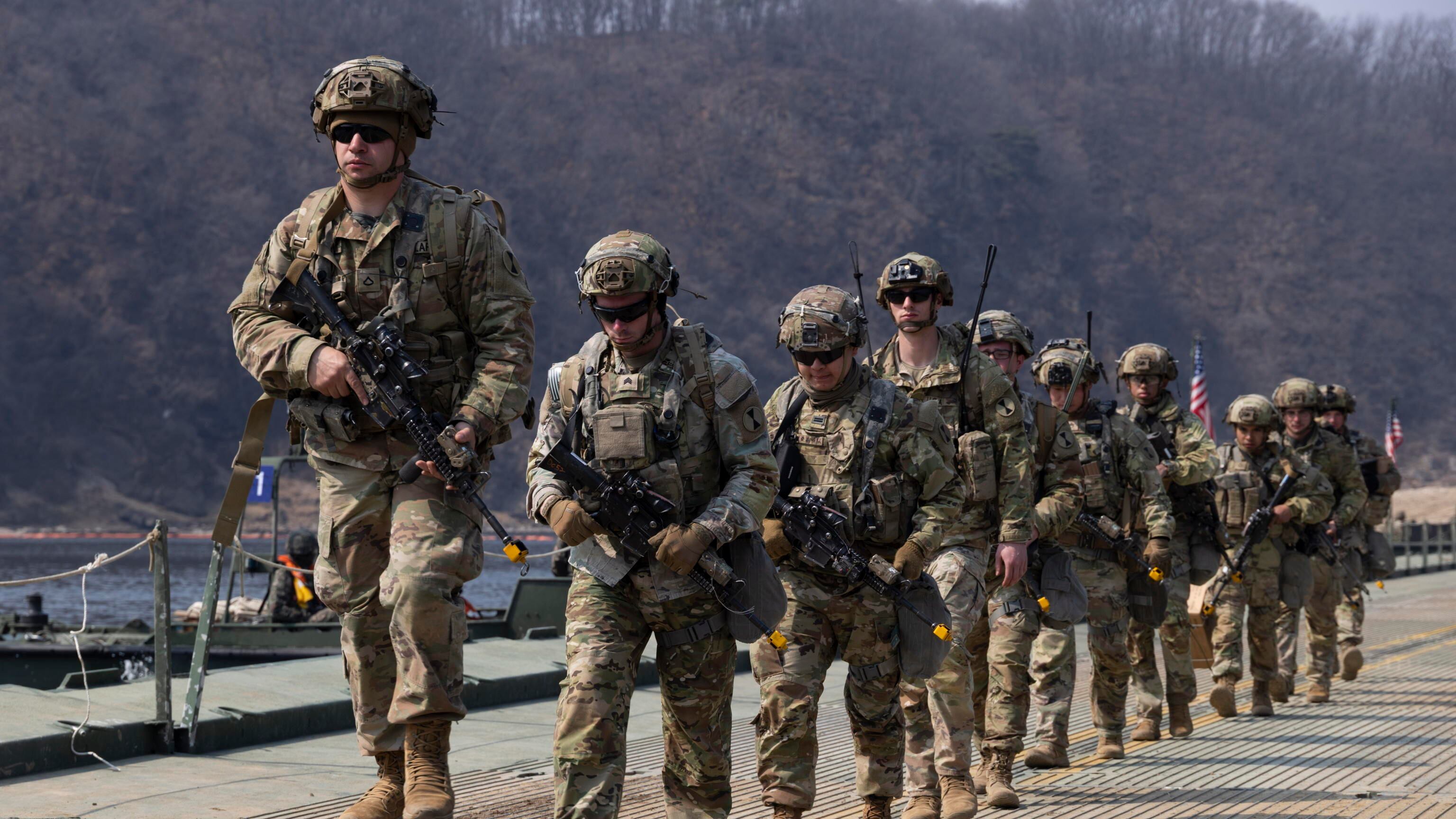Droni, collegamenti più efficaci e nuovi veicoli: il piano di rinnovamento dell'esercito Usa
