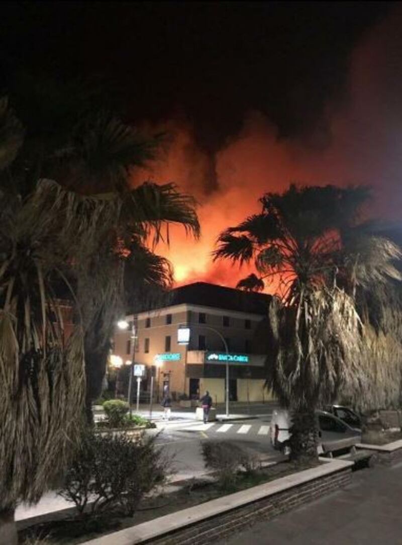 Liguria, lo spaventoso rogo di Cogoleto 2