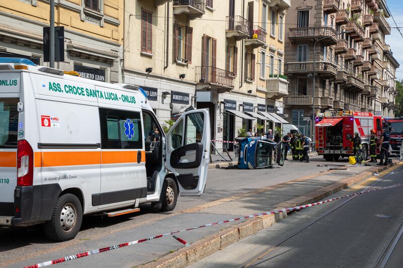 Gravissimo incidente in corso XXII Marzo, a Milano: le immagini dei soccorsi 14
