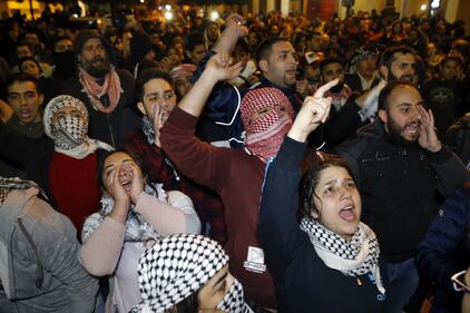 Libano, continuano le proteste a Beirut 5