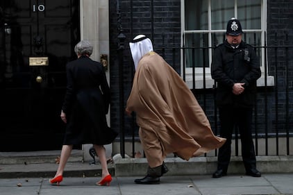 Il principe di Abu Dhabi a Downing Street 1