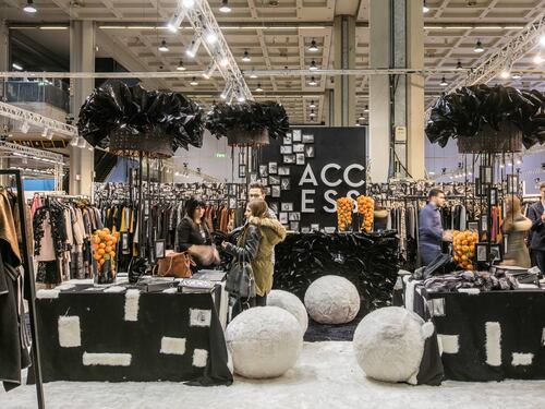 Prét à porter, a Mipap il business della moda donna parla straniero: più buyer