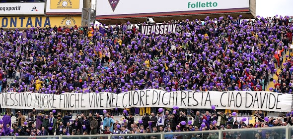 L'omaggio della Fiorentina a Davide Astori 1