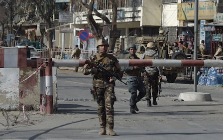 I feriti nell'attentato di Kabul 7