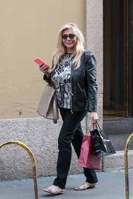 Mara Venier, la "signora della domenica" compie 65 anni 32