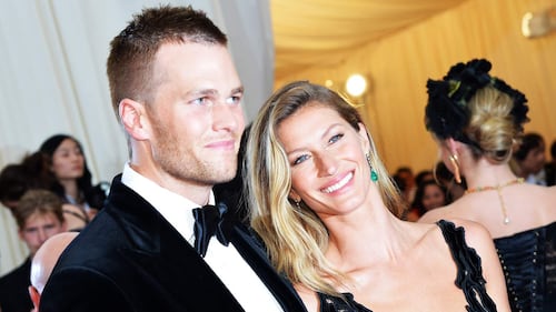 Gisele Bundchen sexy in costume 11