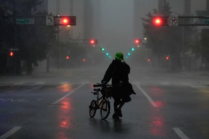 Florida, la forza e la devastazione provocati dall'uragano Milton 6