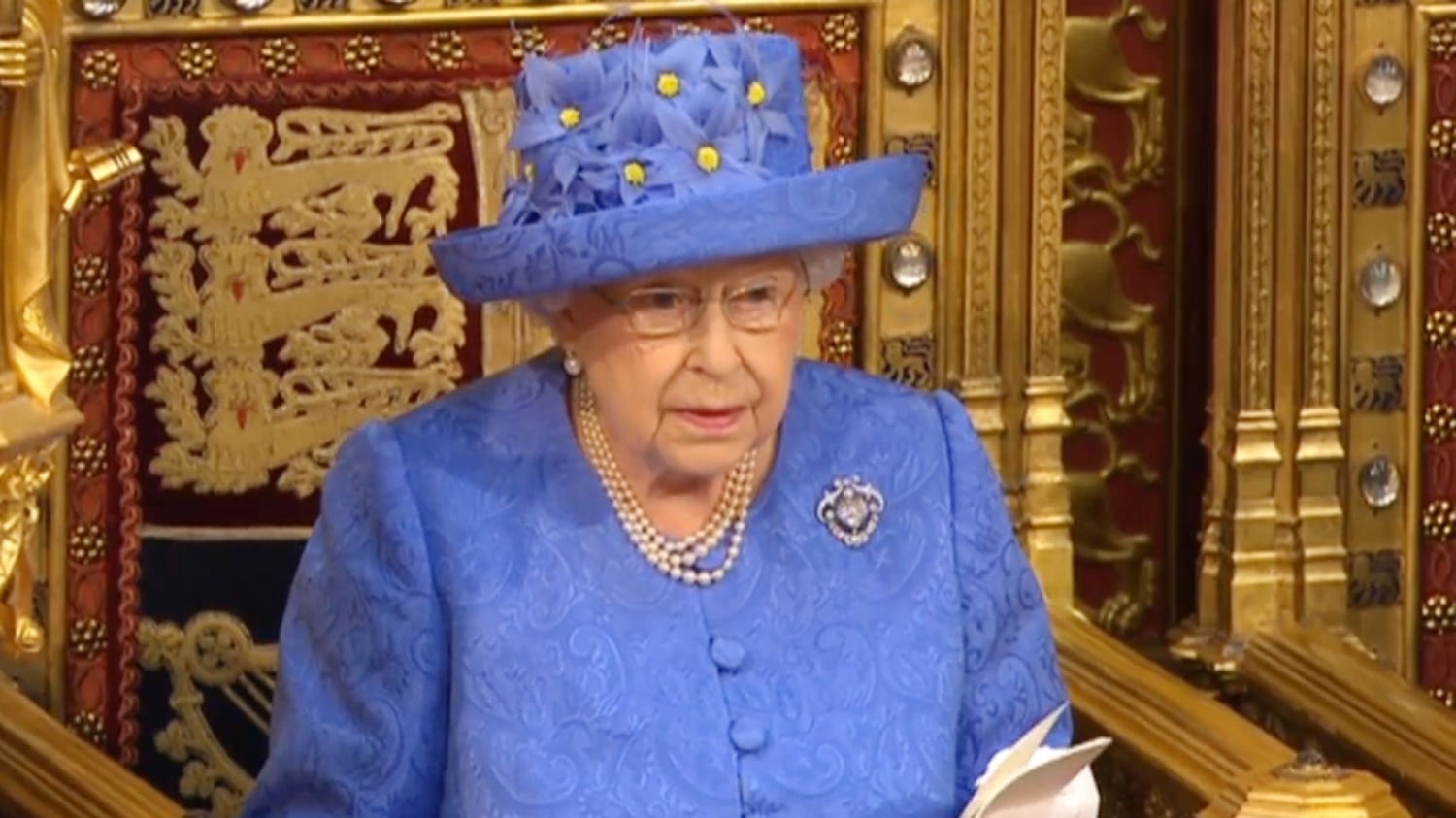 Brexit, la regina al Parlamento: "Priorità è trovare migliore accordo con l'Ue"