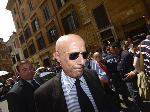Minniti: "In Italia massima allerta"