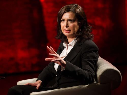Ecco le pari opportunità della Boldrini: messa in piega per tutte le deputate