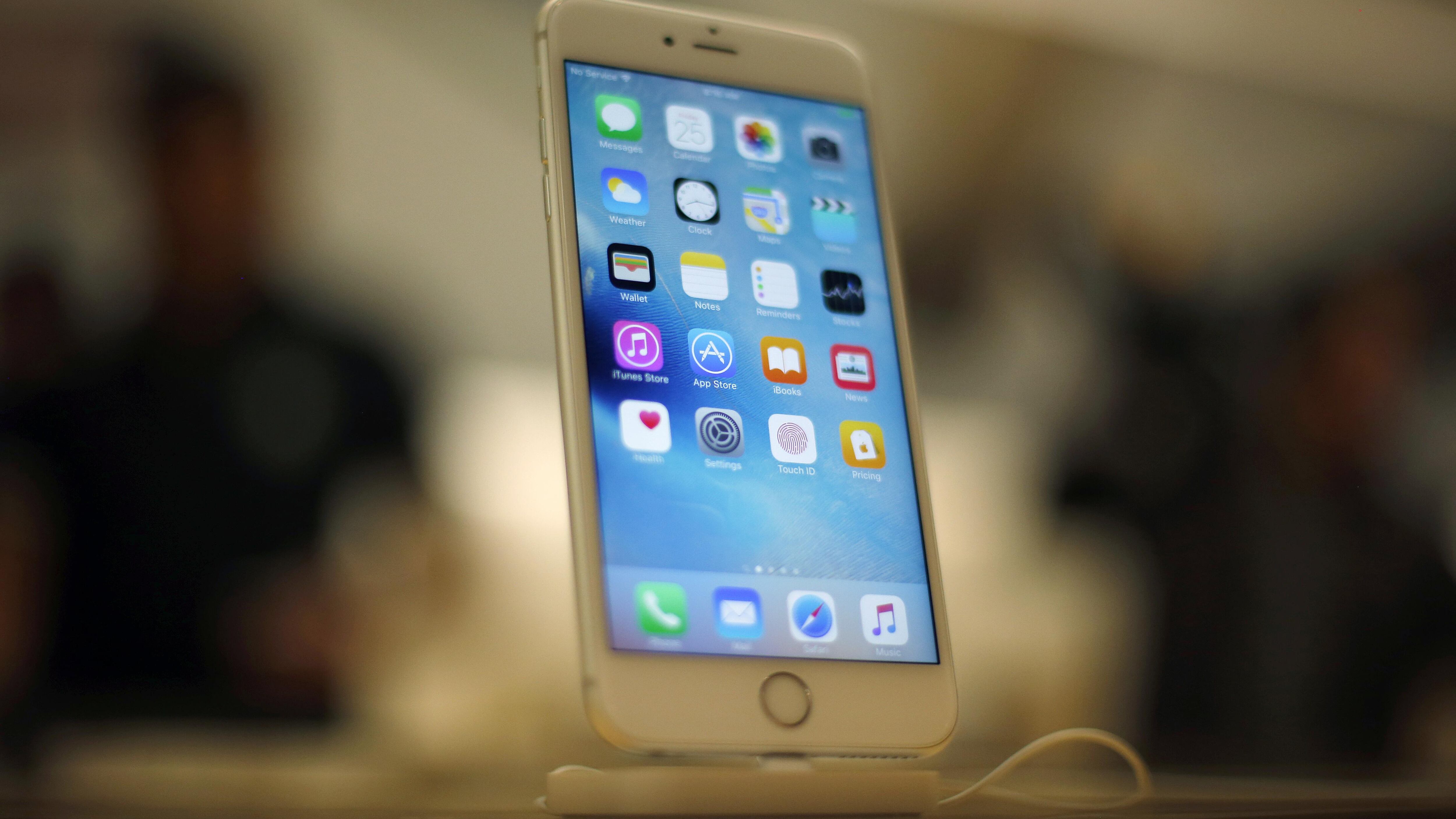 Apple, per risparmiare la batteria è inutile chiudere le app