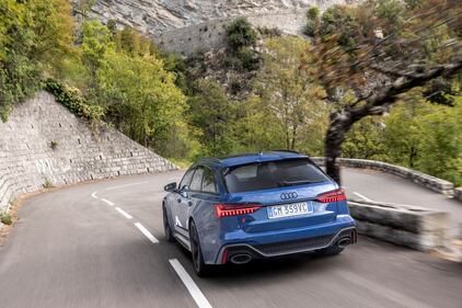 Audi RS6 Performance 2023: guarda la gallery del primo contatto 6