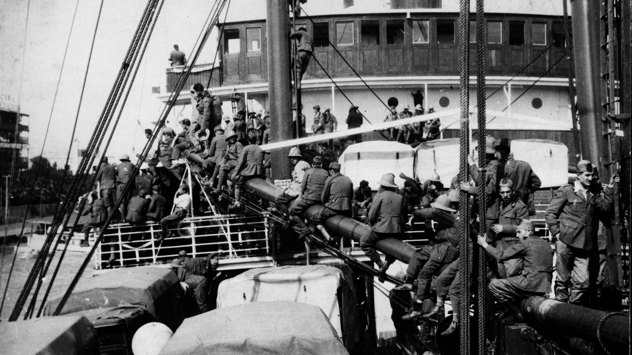 Le navi bianche che salvarono gli italiani fuggiti dall'Africa