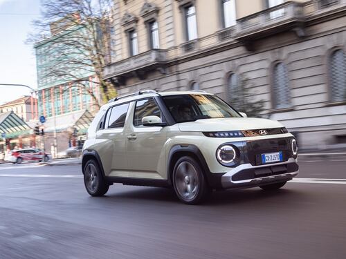Hyundai Inster, la piccola che pensa in grande: ora accoglie 5 persone