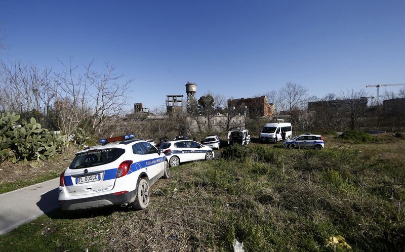 Roma, i vigili sgomberano una baraccopoli abusiva a Ponte Marconi 3