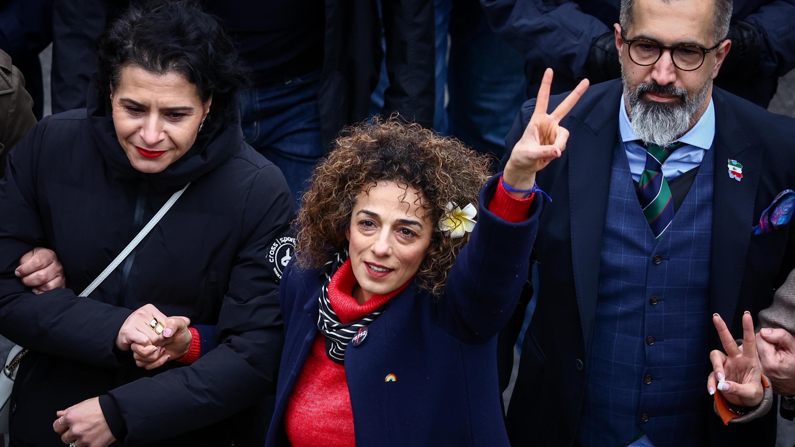 Dissidenti pronti: "Il regime cadrà"