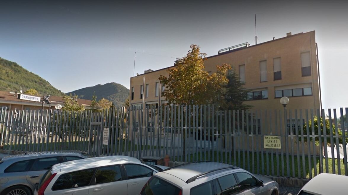 Machete contro militari: arrestato romeno fermato su scooter rubato