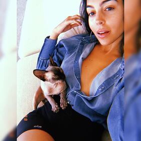 Georgina Rodriguez incanta su Instagram: gli scatti di lady CR7 5