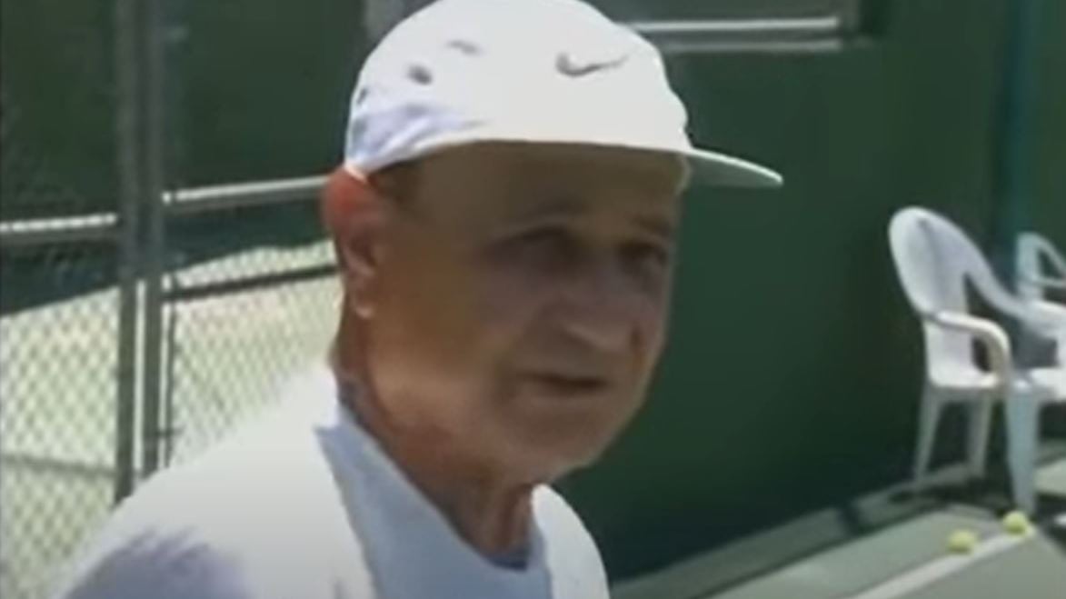 Agassi piange la morte del padre "tiranno": aveva 90 anni