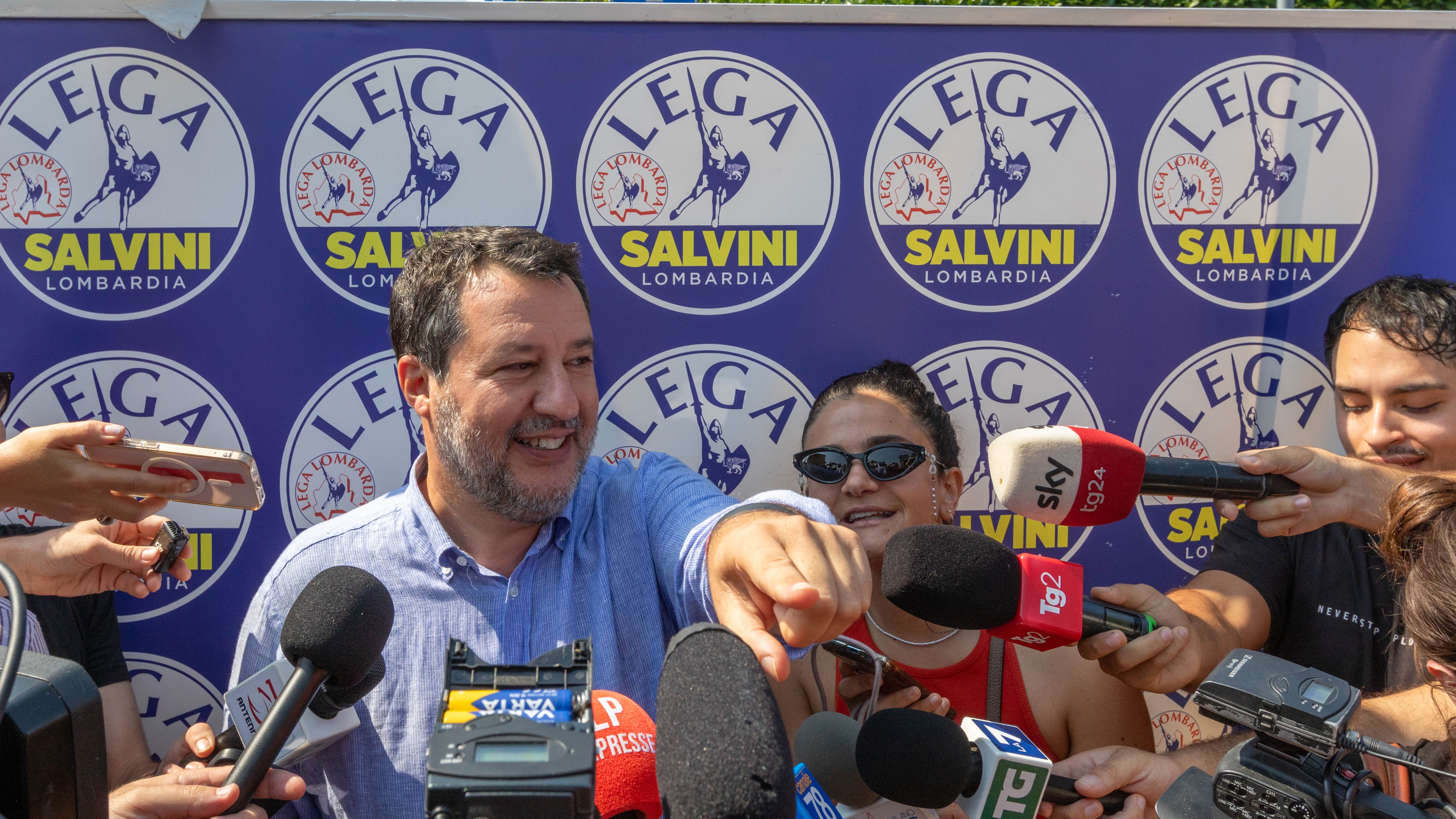 Salvini lancia le primarie. Albertini apre, Lupi boccia. Cena La Russa-segretari