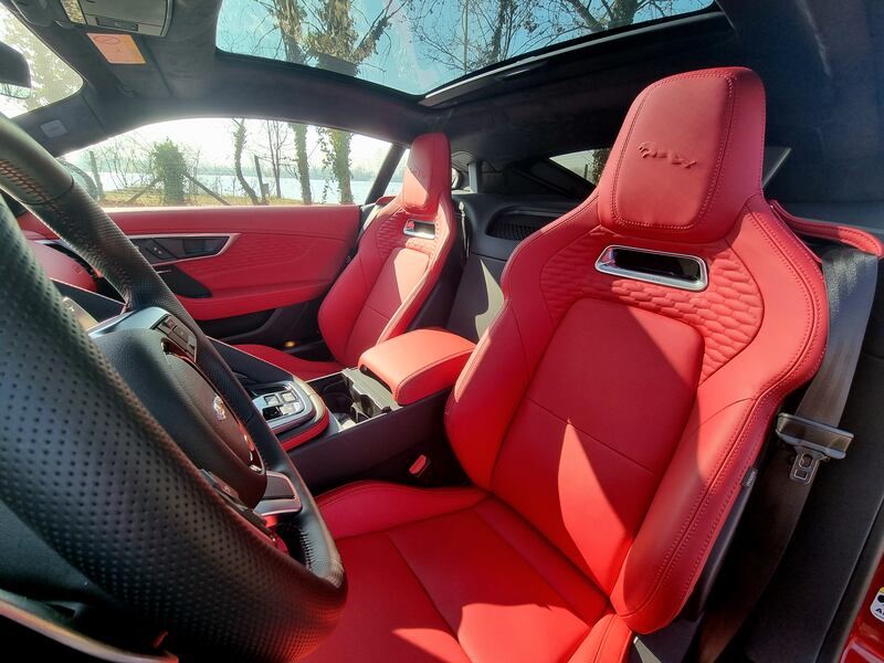 Jaguar F-Type 75 P450, le foto di un gioiello in via di estinzione 4