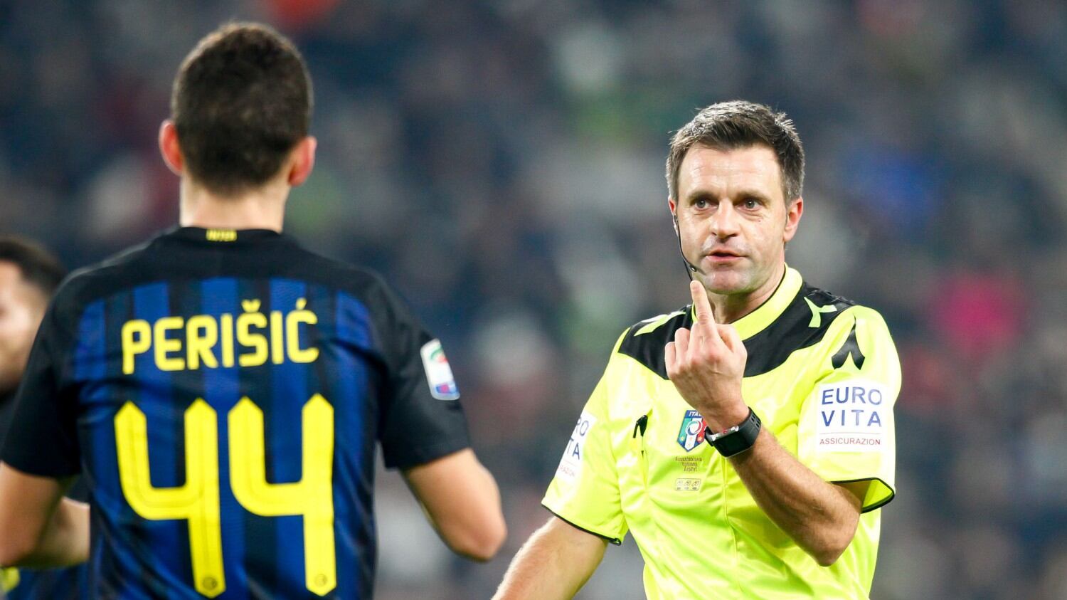 Questo calcio è diventato un gioco al massacro