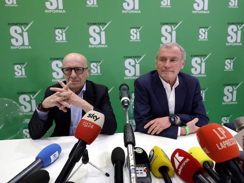 Il Sì dilapidato in poche settimane con la trappola del "politicizzare"