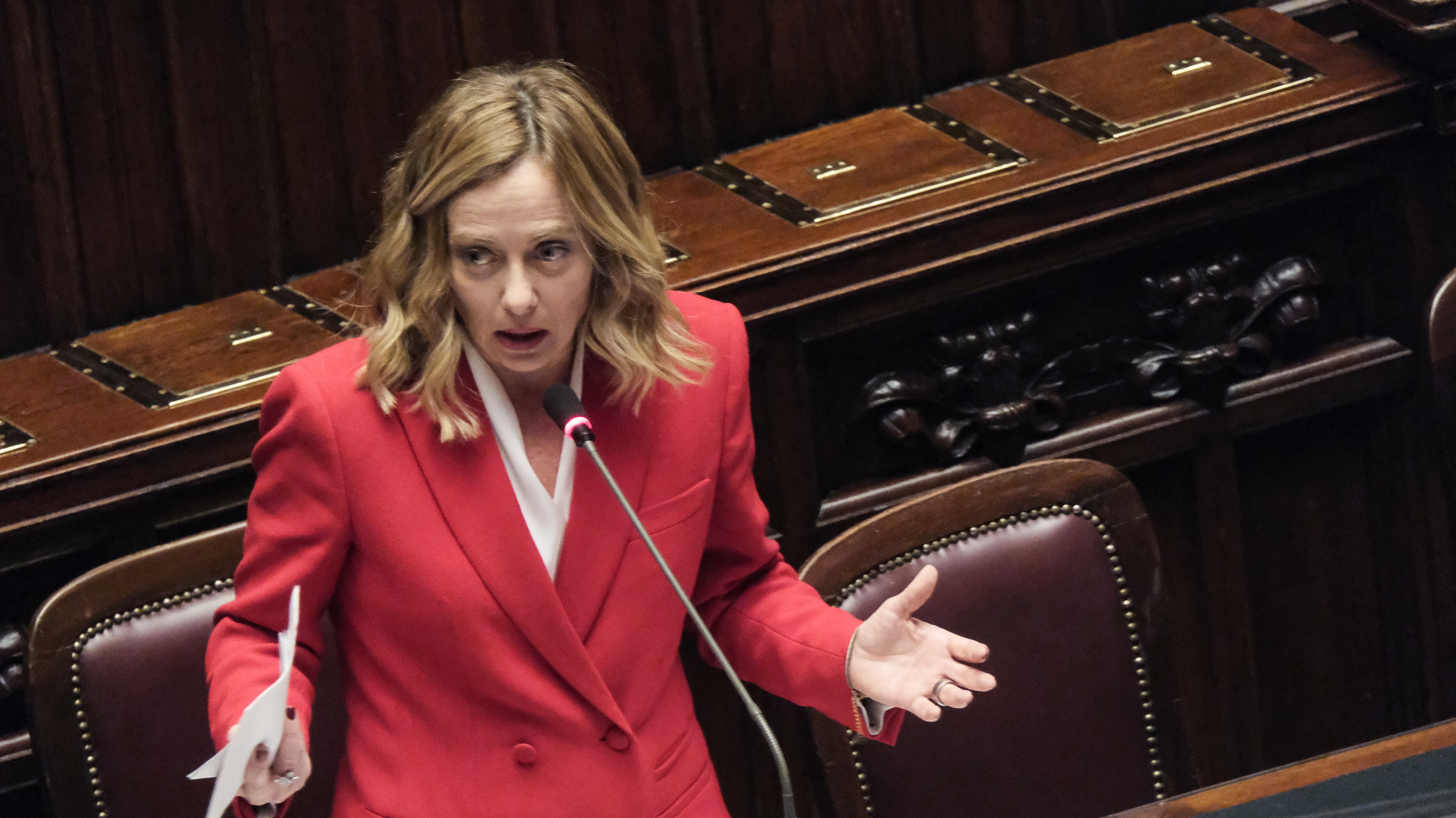 Dossieraggi, Meloni: "Potrebbe essere eversione. Attaccano Arianna per colpire me"