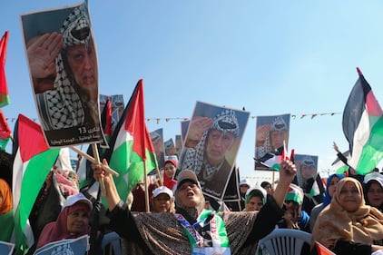 I palestinesi festeggiano l'anniversario della morte di Arafat 3