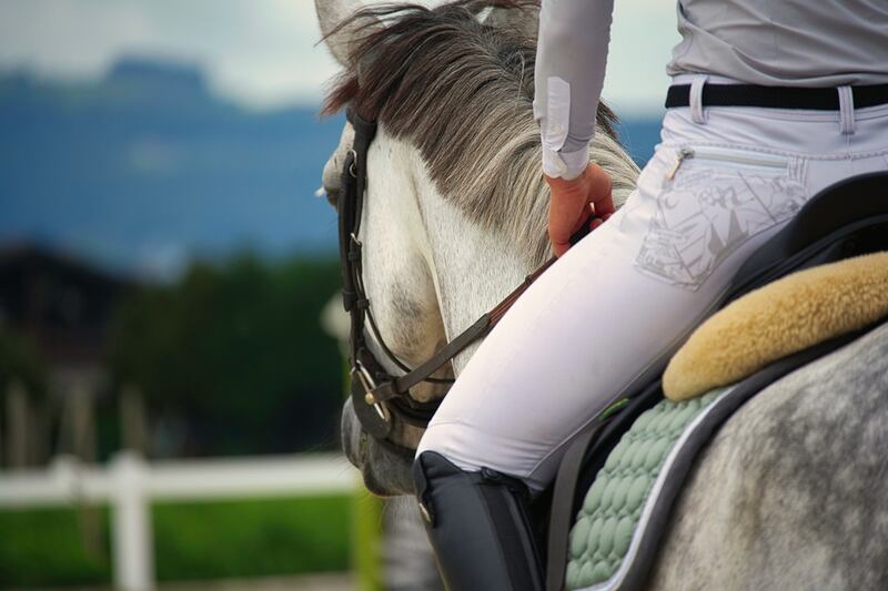 andare a cavallo